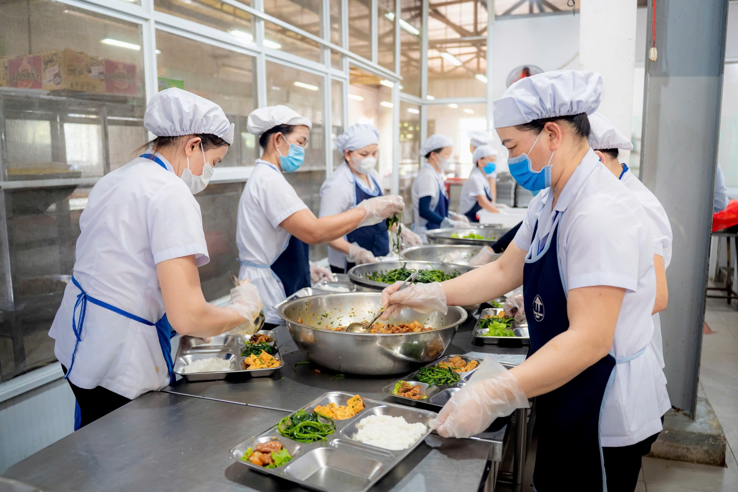 Đắk Lắk tăng cường công tác bảo đảm an toàn thực phẩm học đường và bếp ăn tập thể